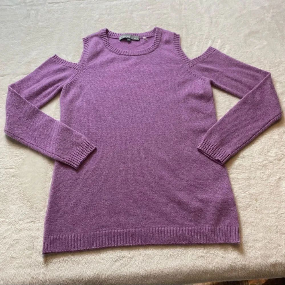 27 Miles Malibu Lavender Cold Shoulder 100% Cashmere Sweater Size XS